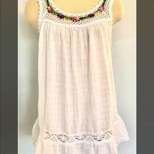 White short dress with embroidery